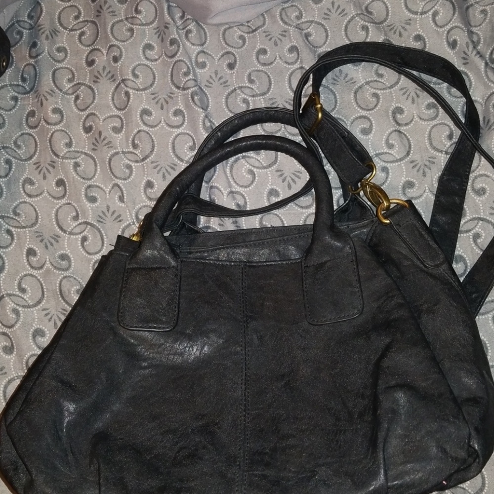 Black 3 compartment crossbody